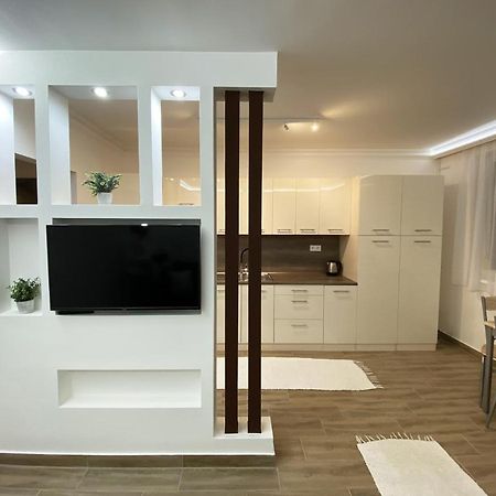 Andrea Apartmanok 2 Hajdúszoboszló Esterno foto